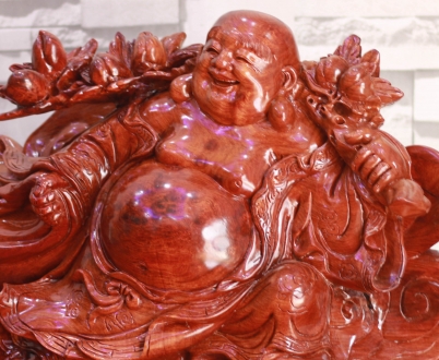 Phật di lặc kéo bao tiền - Hương - 42x70x23